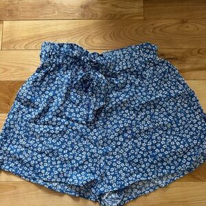 Floral Blue Women's Shorts